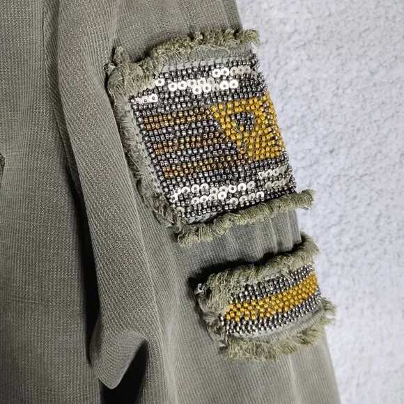 Willow & Clay Military Quilted Jacket Size Medium Green Beaded Arm Patches - Picture 5 of 9